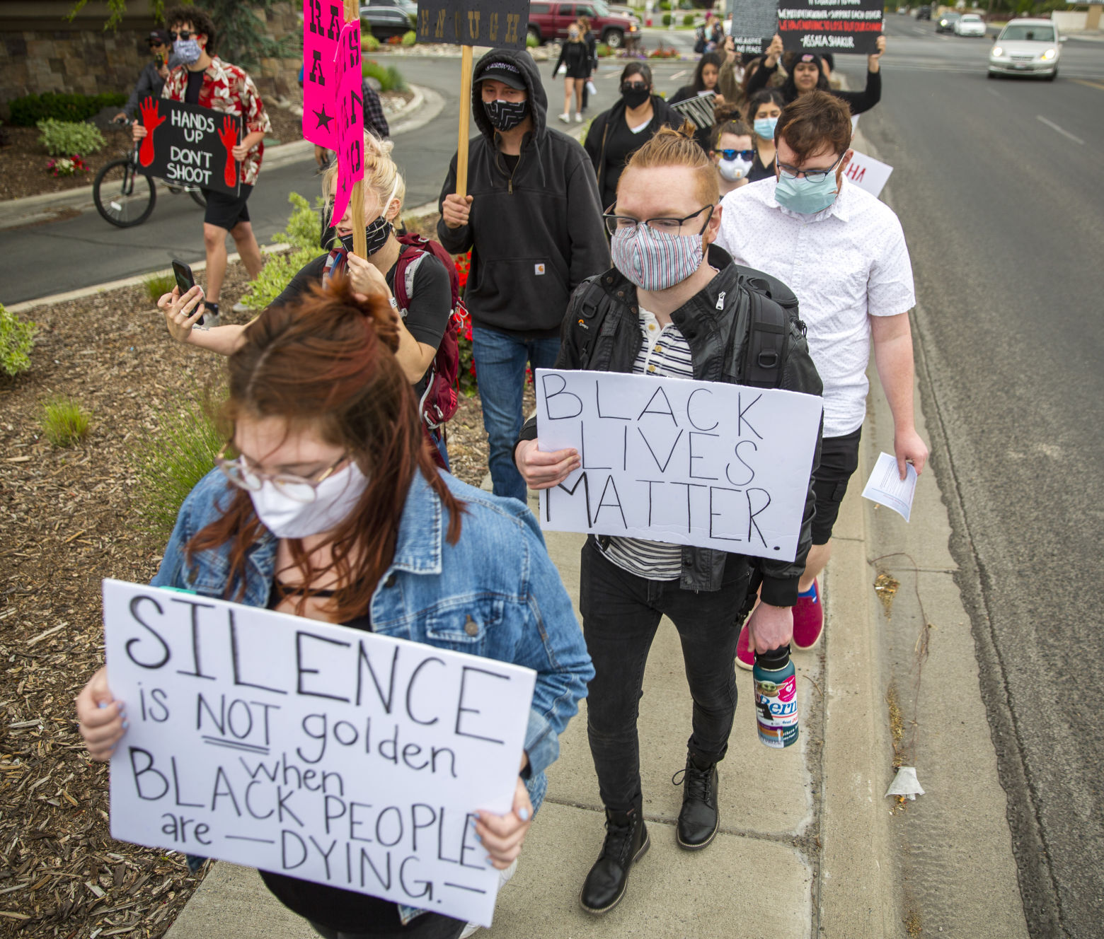 Citizens gather to protest police brutality